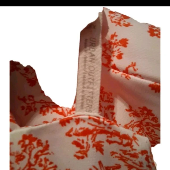 URBAN OUTFITERS Elegant  Floral Dress in White and Orange - Picture 8 of 9
